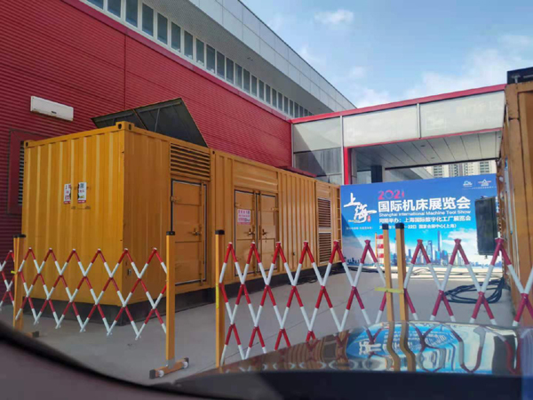 遂川发电车出租-发电机无电压或电压太低怎么办？