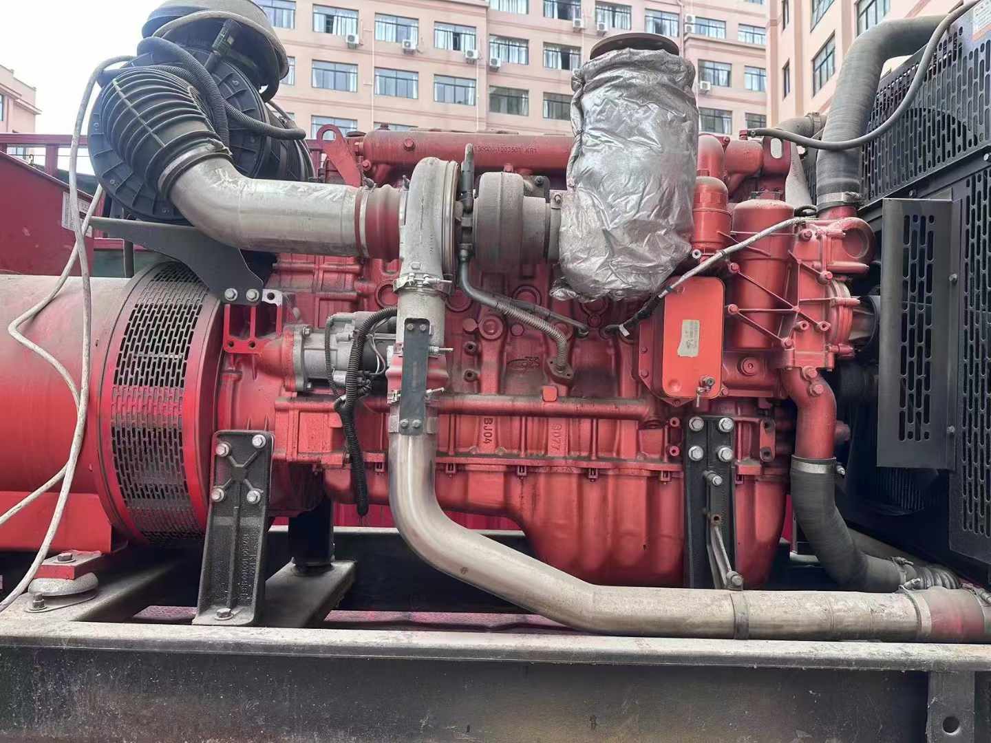 遂川如何选择适合 600kW 柴油发电机组的过载保护器？
