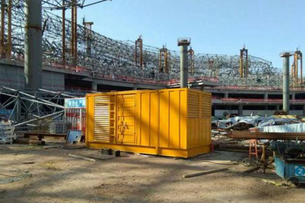 遂川发电机出租如何判断空气滤清器是否需要更换？