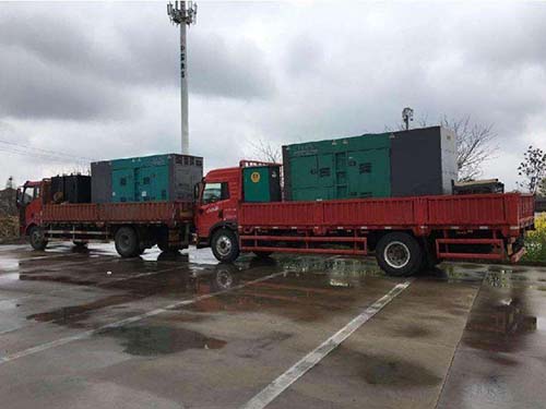 遂川涂抹密封胶后，需要等待多长时间才能安装水冷式机油散热器密封件？