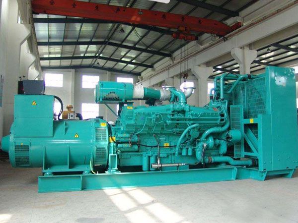 遂川影响800KW发电机组油耗的因素有哪些？